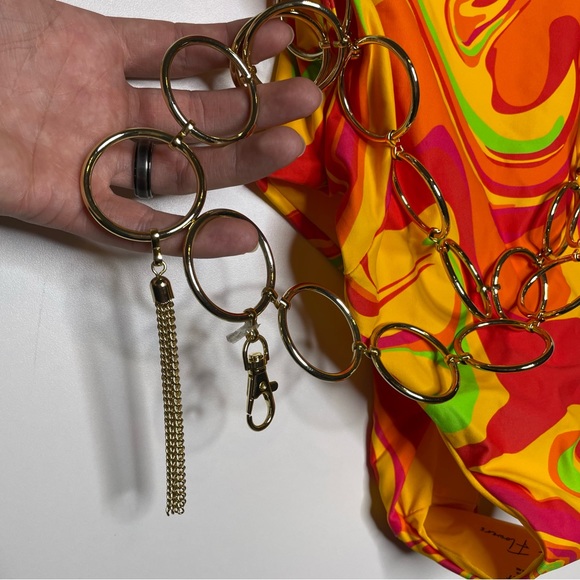 WeWoreWhat NWT Danielle 3.0 One Piece Swimsuit Retro Swirl Cherry Red Multi XS - Picture 10 of 12